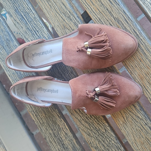 Jeffrey Campbell Pink Suede Pump With A Pearl Heel Accent Seven And A Half - Picture 5 of 12